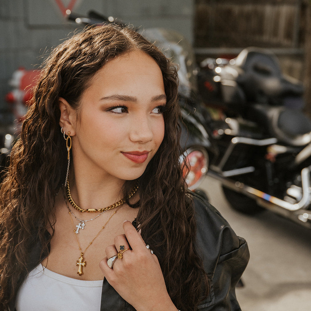 Vantrel Cross Necklace