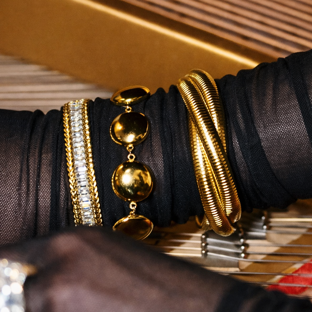 The Aurelio Coil Bangle