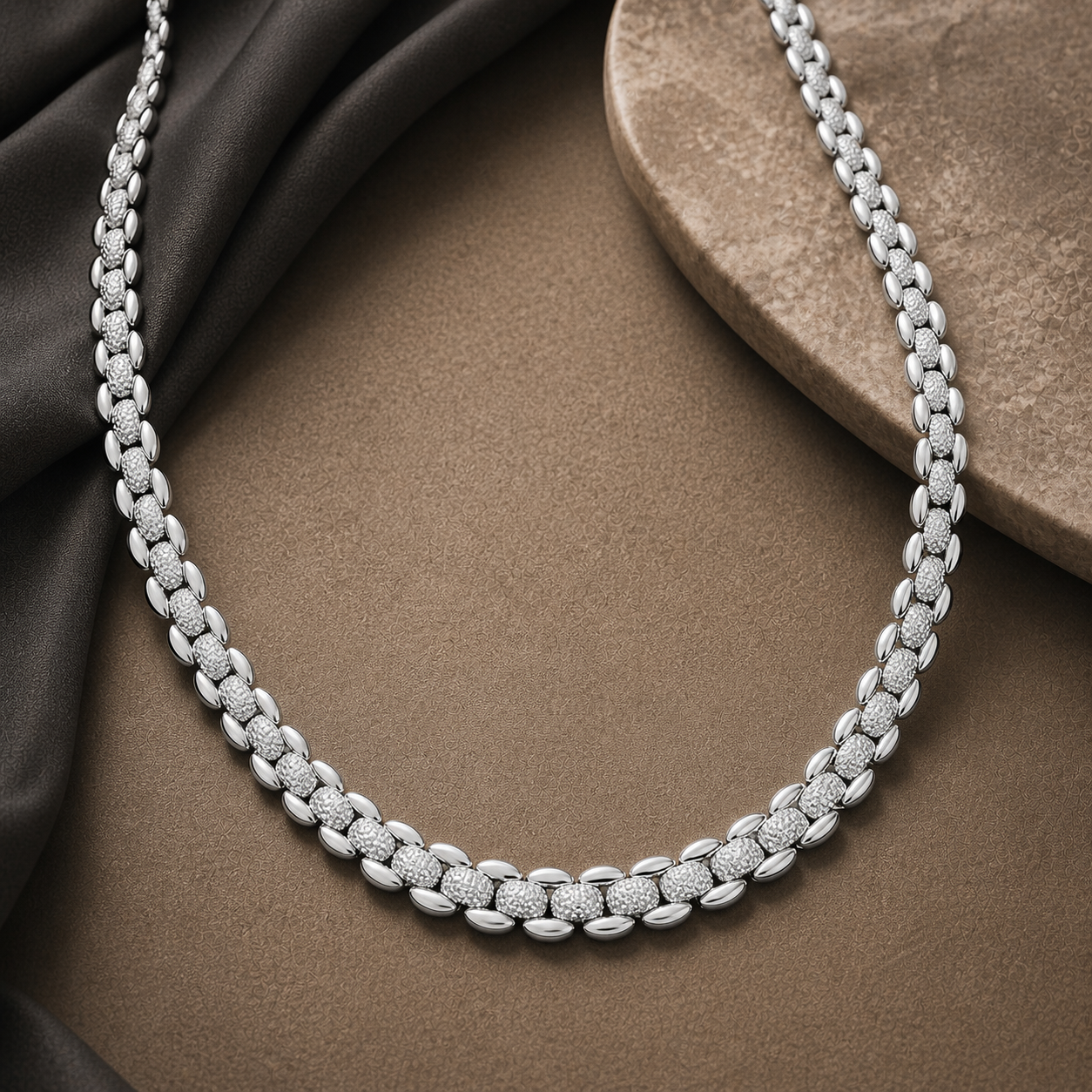 Ironlink Chain Necklace