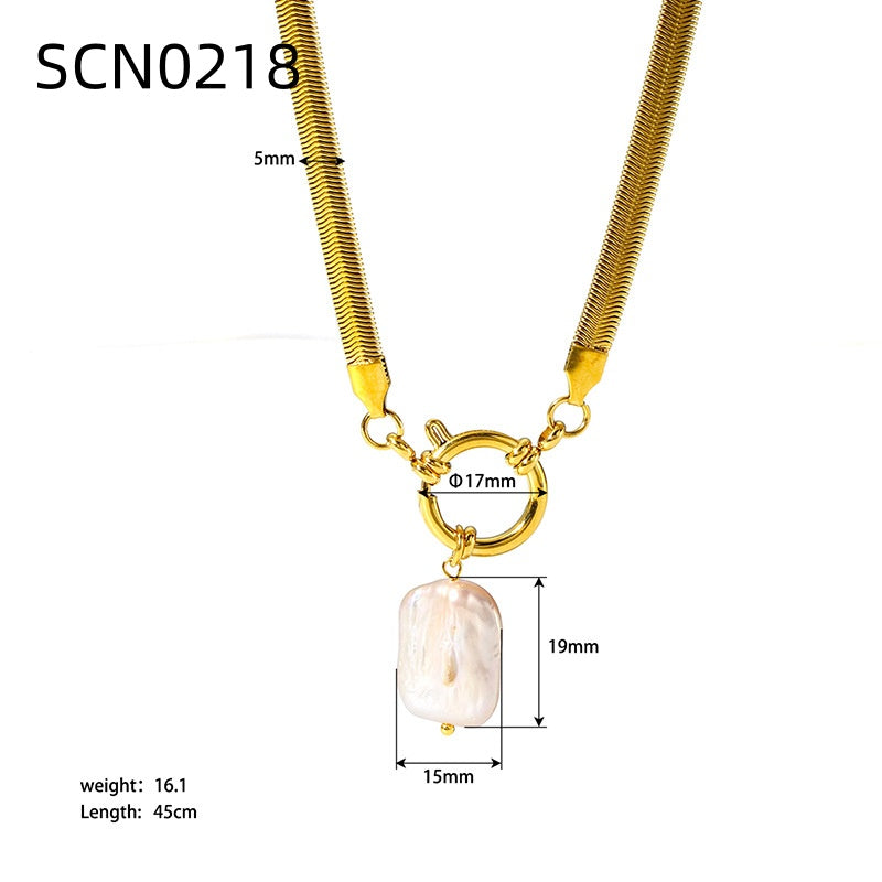 Isla Pearl Necklace
